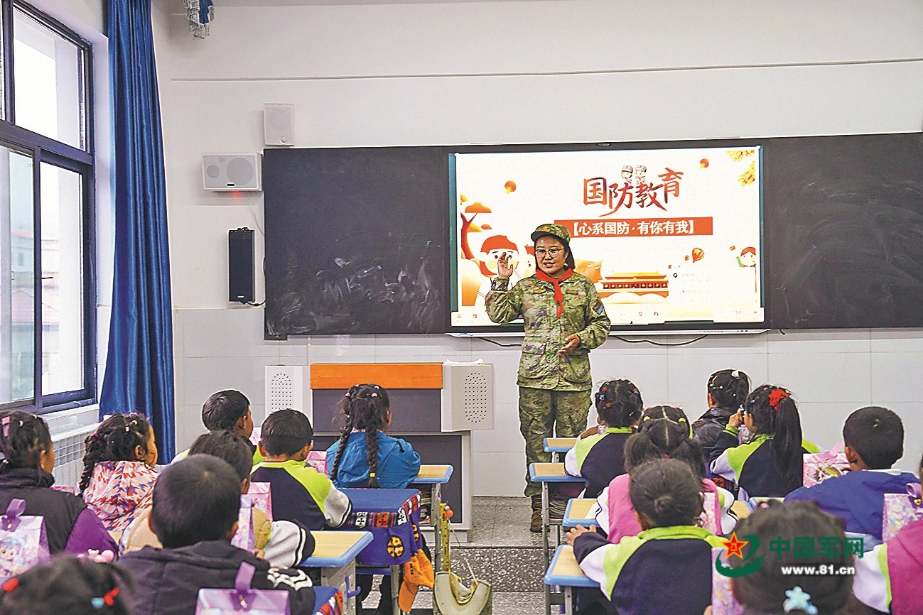 西部战区空军某部帮建西藏蓝天春蕾小学